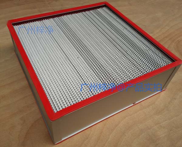 250度耐高溫高效過濾器瞬間溫度可達300度,恒溫可達260度左右,性能穩定可靠。